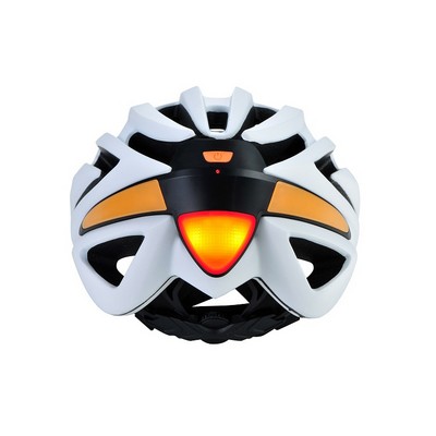 BLINXI is a turn signal & light for bike helmet and scooter