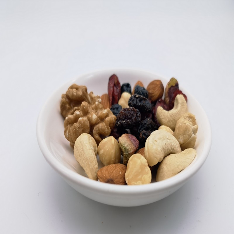 Sweet and Sassy Mixed Nuts Recipe -Rrv8GN2zygba