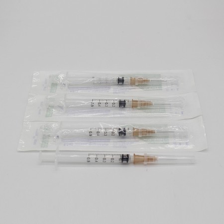 - 12ml Kendall Monoject Luer Lock Tip Plastic Disposable Syringes 