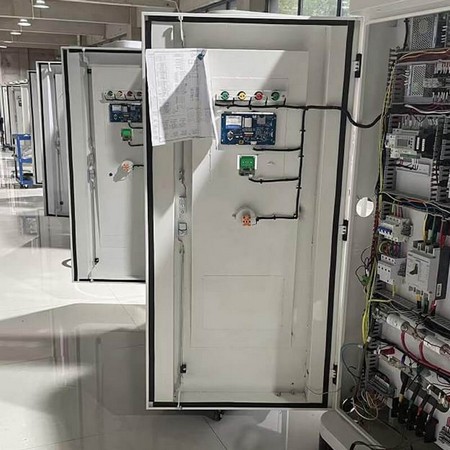 China Supplier Fast Charging 100A 30KW CCS2 DC Movable EV Charger 