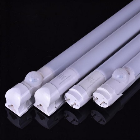 LED tube light fixture from Brandon Lighting with UL listed