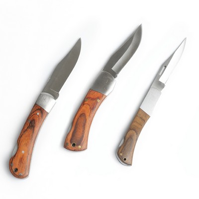 Hunting Knives – Damascus Wood