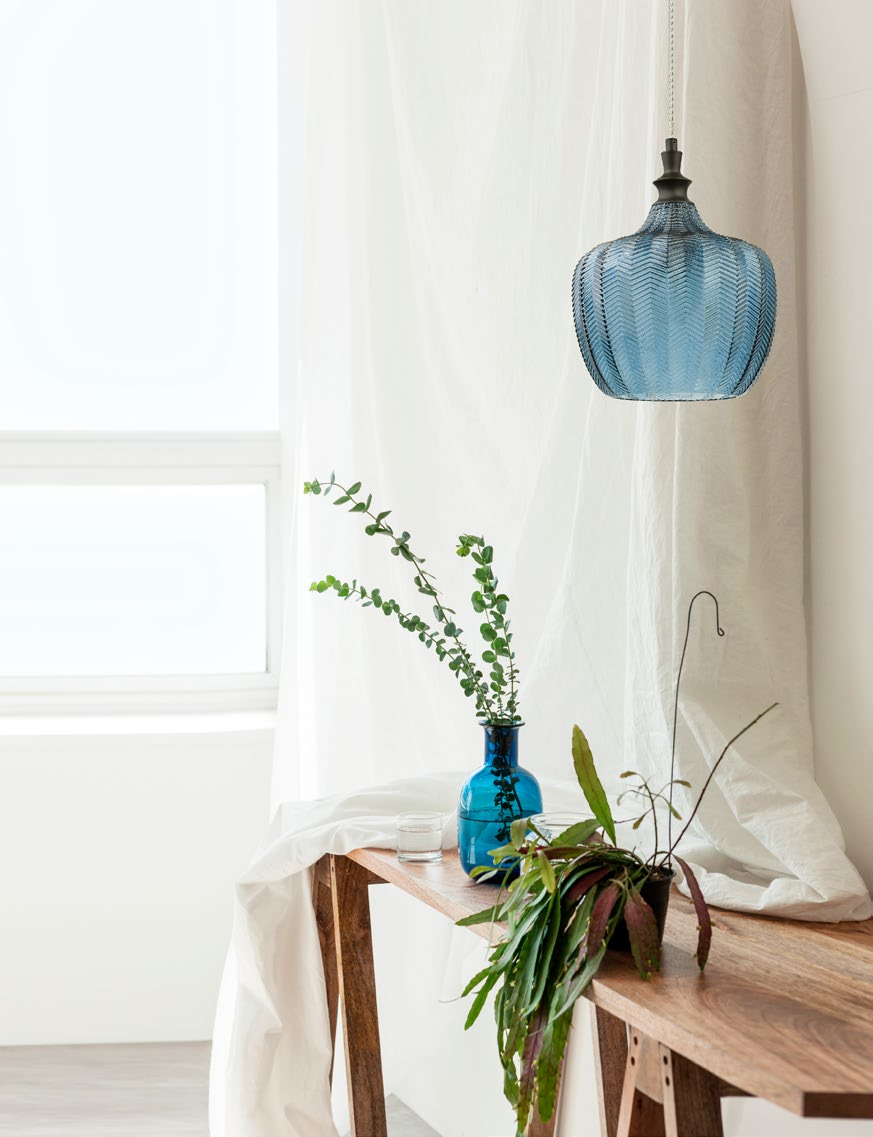 Nordic Starry Star Chandelier Living room Restaurant Pendant Lamp Romantic Girl Glass Bubble Ball Hanging Light Eye Care