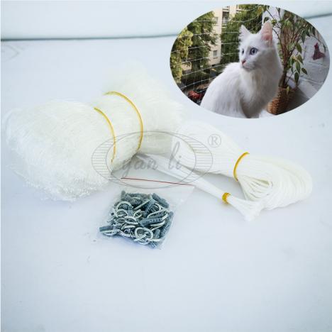 Which user approves is nylon rope safe for cats in LithuaniaKw6w2JjKRAxM