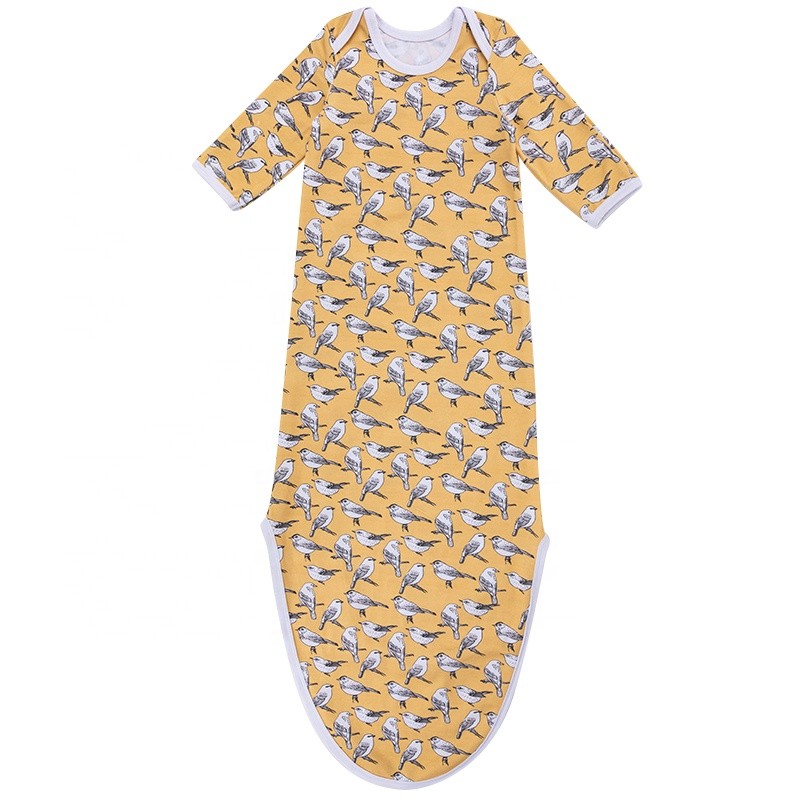 Best Baby Swaddle or Best Baby Sleep Sack – Which to Buy