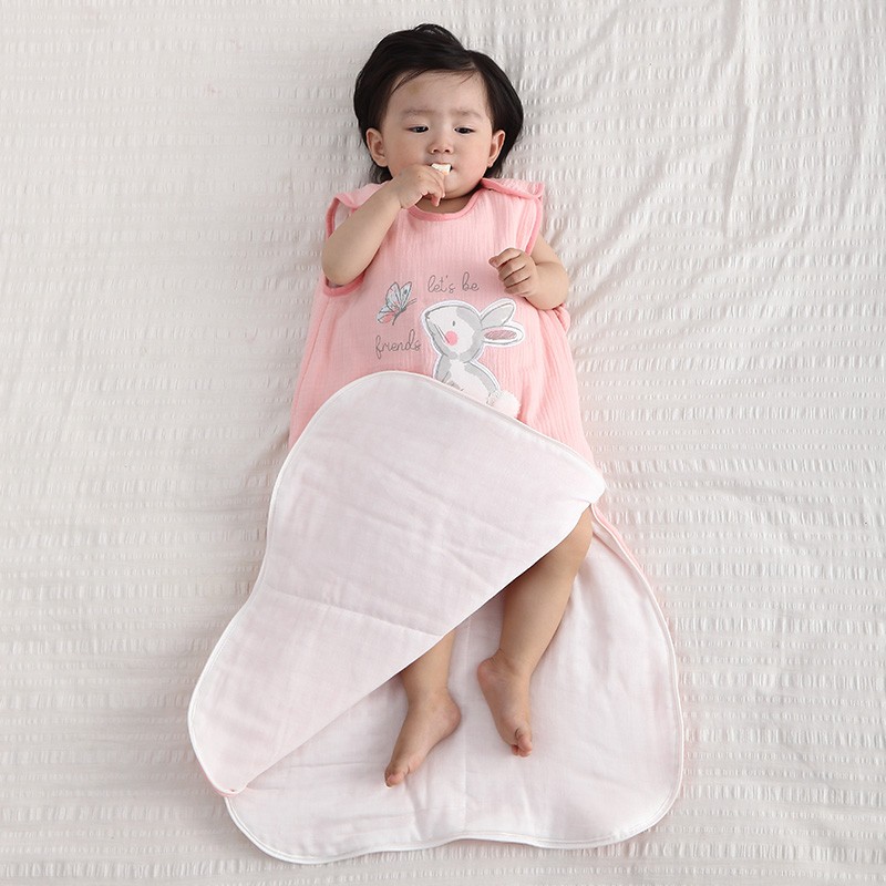 Parenting trends: muslin swaddling blankets - Rookie Moms