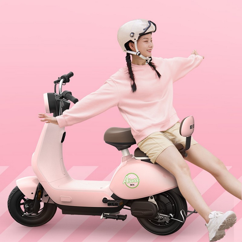 Aima Half-Sugar Ice Cream Electric Scooter