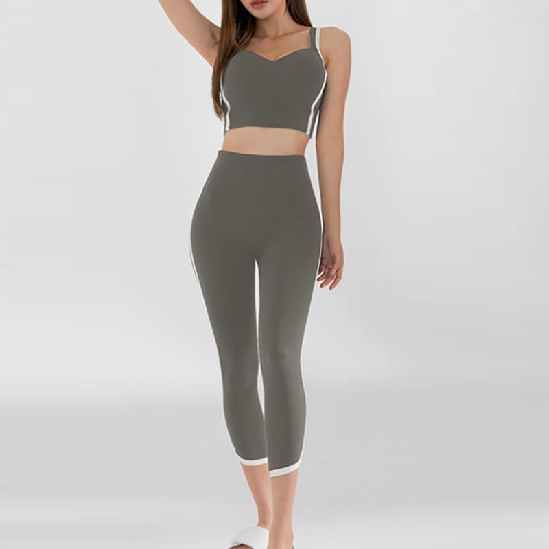 Sports/Yoga Outfits (5566)