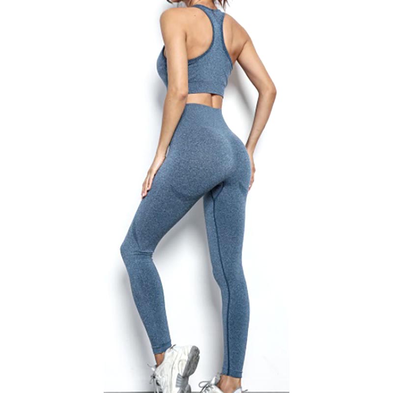 Sports/Yoga Outfits (2818)