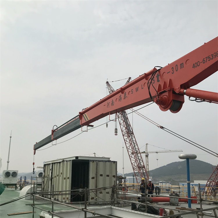 China Lifting Equipment 10 Ton Truck Mounted Crane with Low k8gOryhTWs18