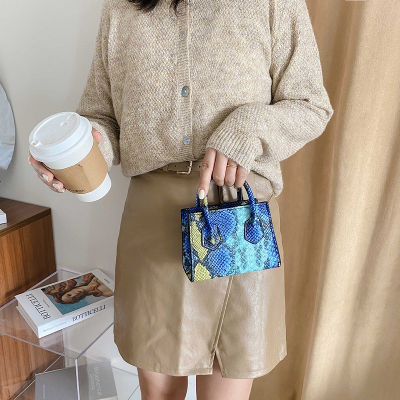 Customized Snakeskin Texture Pattern Premium Compact Colorful Ladies PU Handbag