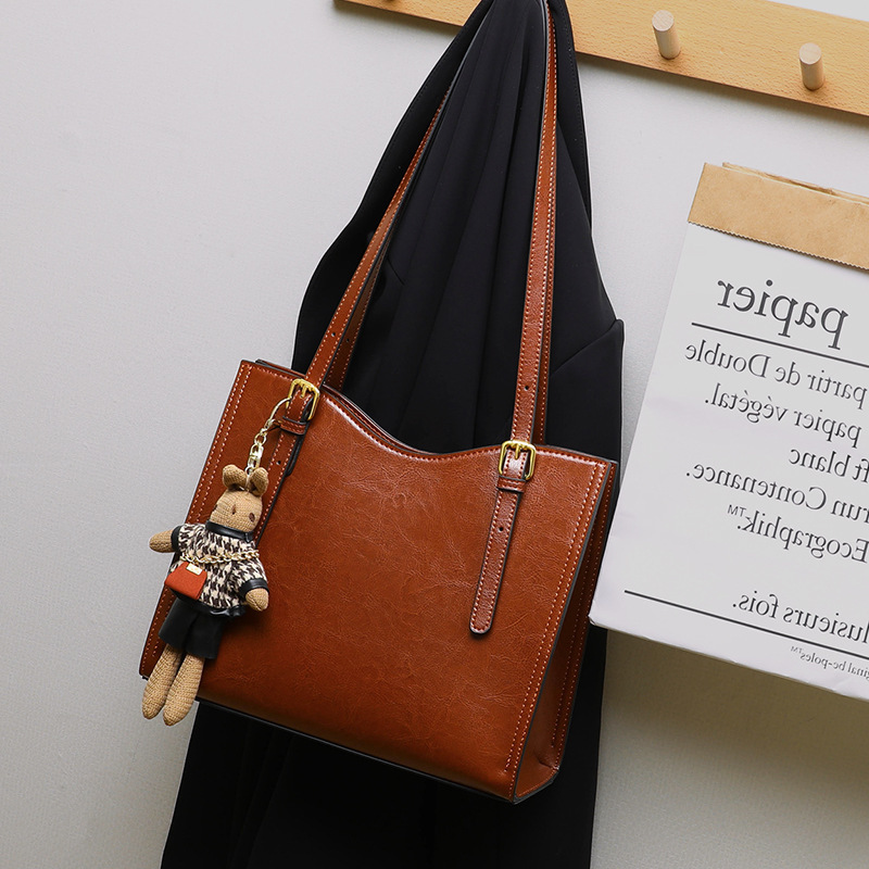 Leather Fashion Retro Large Capacity Tote Bag