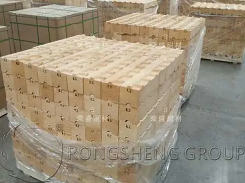 Low-Creep-Low-porosity-fire-clay-bricks.jpg