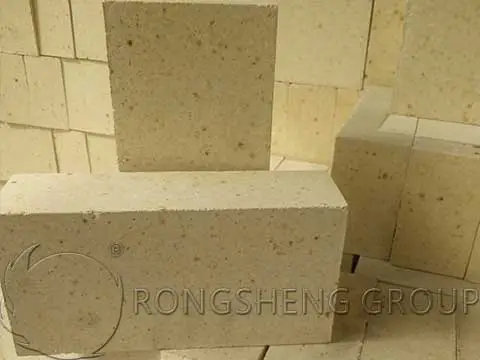https://shmuker.oss-cn-hangzhou.aliyuncs.com/data/oss/60e819f0790f5527ee3d7557/60ee491677a41e157184c1dc/20250528114827/Grade-I-High-Alumina-Bricks.jpg
