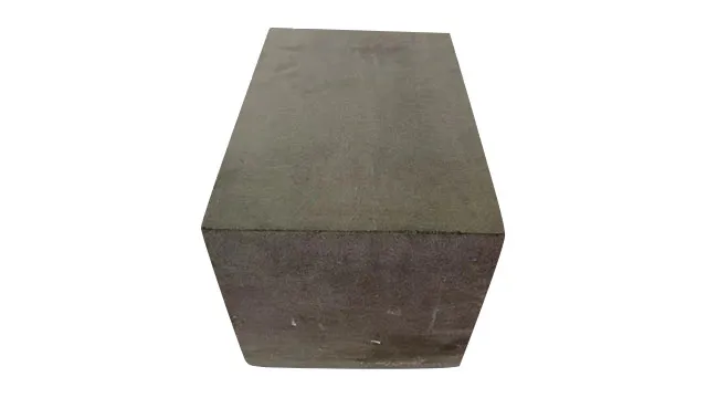 https://shmuker.oss-cn-hangzhou.aliyuncs.com/data/oss/60e819f0790f5527ee3d7557/60ee491677a41e157184c1dc/20250529100922/fused_cast_mullite_bricks.jpg