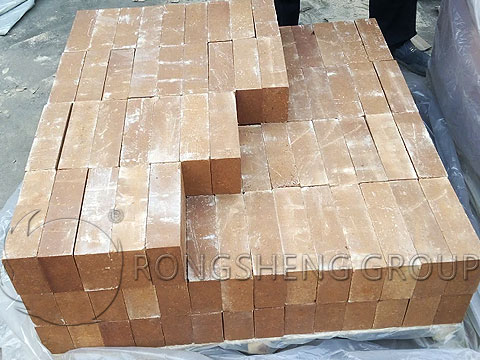 https://shmuker.oss-cn-hangzhou.aliyuncs.com/data/oss/60e819f0790f5527ee3d7557/60ee491677a41e157184c1dc/20250529140743/High-Quality-Magnesia-Bricks-from-RS-Refractory-Factory.jpg