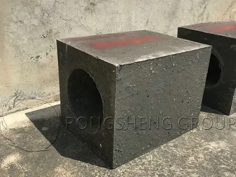 https://shmuker.oss-cn-hangzhou.aliyuncs.com/data/oss/60e819f0790f5527ee3d7557/60ee491677a41e157184c1dc/20250530165359/Refractory-Castable-Precast-Blocks-for-Rotary-Kilns.jpg