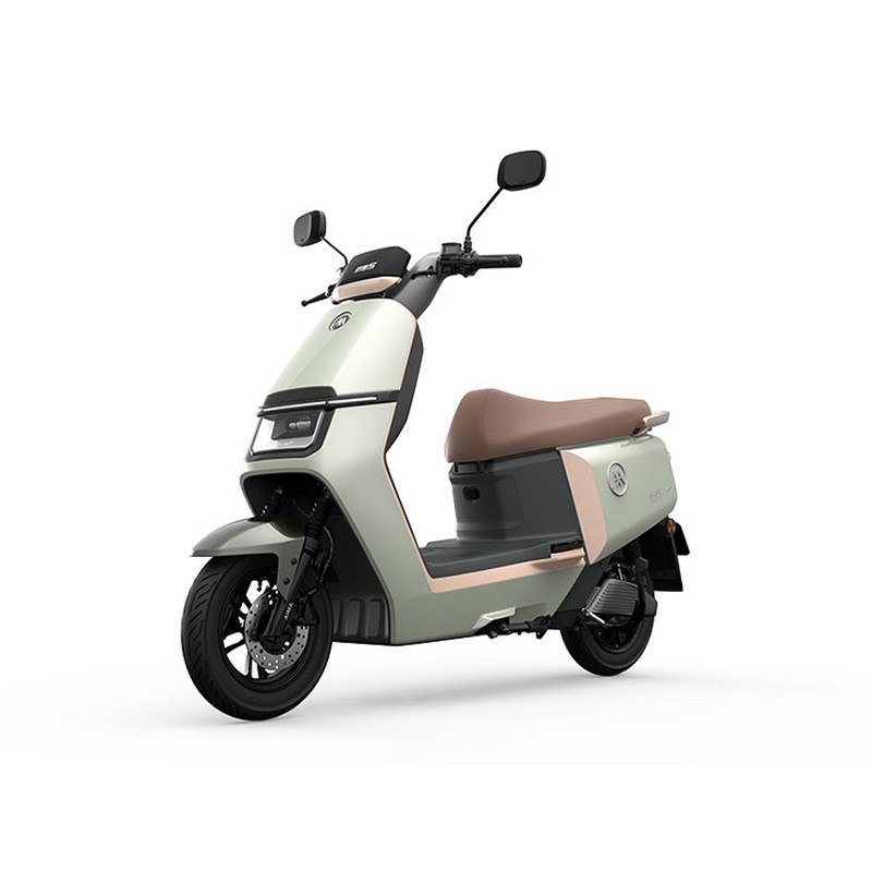 Aima Commander A700 electric motorcycle