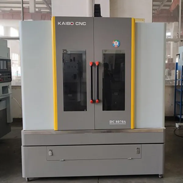 https://shmuker.oss-cn-hangzhou.aliyuncs.com/data/oss/60f057d7801008393c7f3dd7/66a70b5c6ab1dc323153e13a/20240807134632/4-axis-cnc-milling-machine-with-automatic-tool-changer-dc8070a-2.jpg