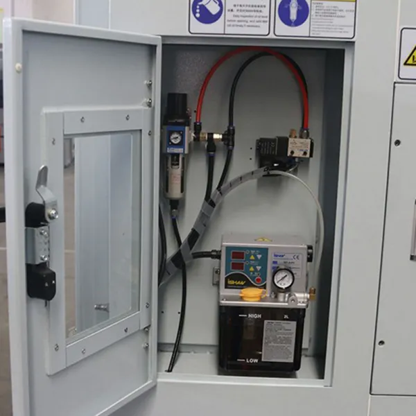https://shmuker.oss-cn-hangzhou.aliyuncs.com/data/oss/60f057d7801008393c7f3dd7/66a70b5c6ab1dc323153e13a/20240807134822/cnc-milling-machine-for-wheels-with-bt40-spindle-dc1090a-5.jpg