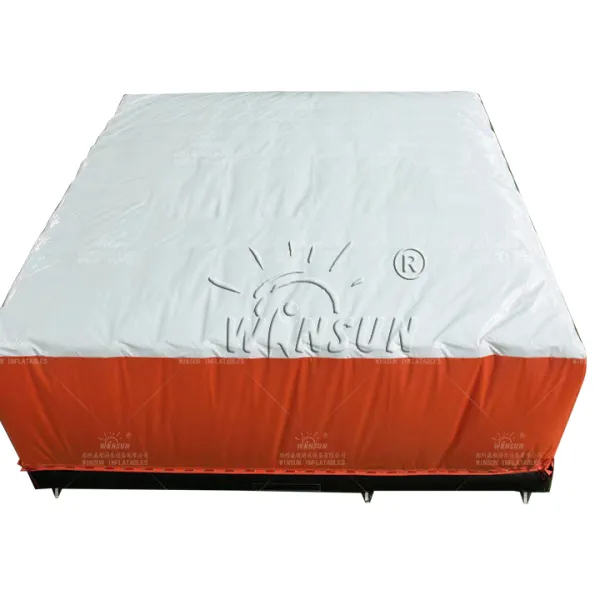 https://shmuker.oss-cn-hangzhou.aliyuncs.com/data/oss/60f0582b801008393c7f4eca/60f05ed4801008393c7ff3c7/20250401140220/Safety%20Freefall%20Giant%20Inflatable%20Airbag%20(1).jpg