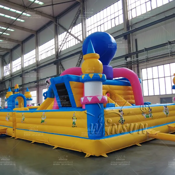 https://shmuker.oss-cn-hangzhou.aliyuncs.com/data/oss/60f0582b801008393c7f4eca/60f05ed4801008393c7ff3c7/20250410095001/Large_15x8m_inflatable_fun_city_for_amusement_parks.jpg