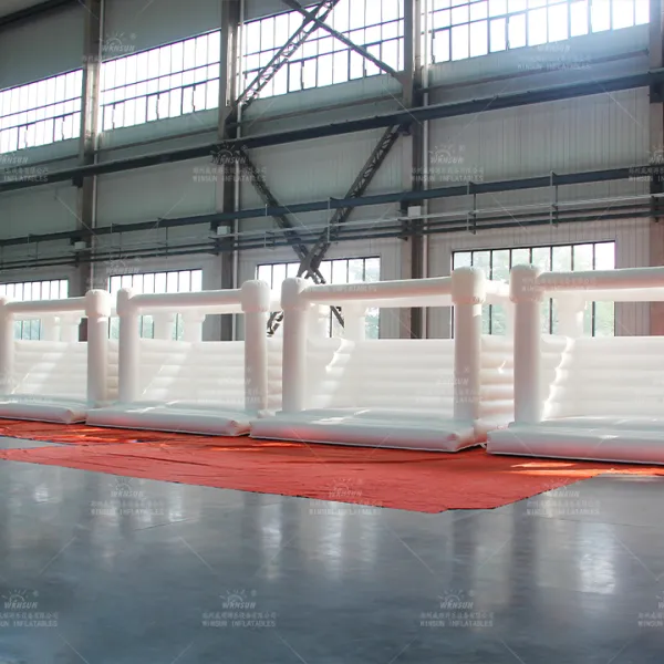 https://shmuker.oss-cn-hangzhou.aliyuncs.com/data/oss/60f0582b801008393c7f4eca/60f05ed4801008393c7ff3c7/20250609141300/Luxury_wedding_bounce_house_with_elegant_design.jpg