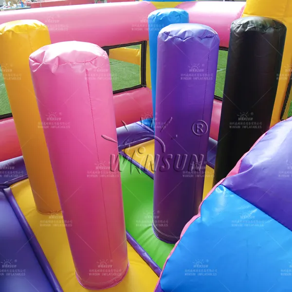 https://shmuker.oss-cn-hangzhou.aliyuncs.com/data/oss/60f0582b801008393c7f4eca/60f05ed4801008393c7ff3c7/20250610110520/Interactive_Minions_bouncer_with_obstacle_course.jpg