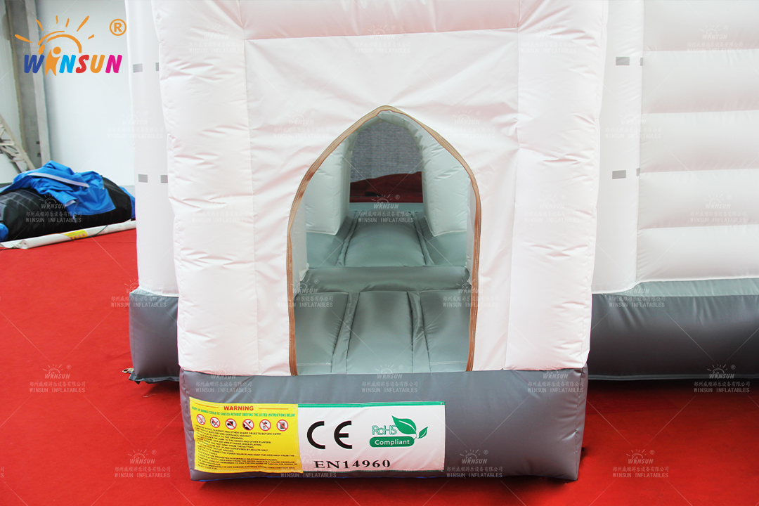 https://shmuker.oss-cn-hangzhou.aliyuncs.com/data/oss/60f0582b801008393c7f4eca/60f05ed4801008393c7ff3c7/20250718153434/Cultural_theme_bounce_house_with_minaret_design.jpg