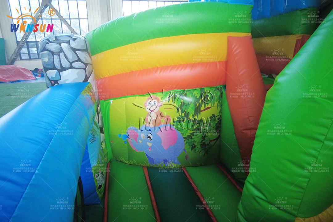 https://shmuker.oss-cn-hangzhou.aliyuncs.com/data/oss/60f0582b801008393c7f4eca/60f05ed4801008393c7ff3c7/20250723114110/Heavy-duty_PVC_jungle_bouncer_slide_7x5.5m.jpg