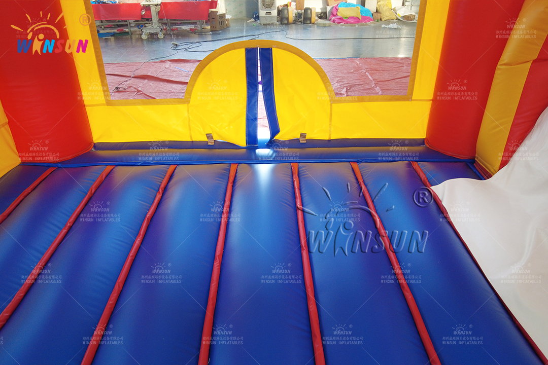 https://shmuker.oss-cn-hangzhou.aliyuncs.com/data/oss/60f0582b801008393c7f4eca/60f05ed4801008393c7ff3c7/20250801154527/Wide_slide_bounce_house_commercial_use_waterproof.jpg
