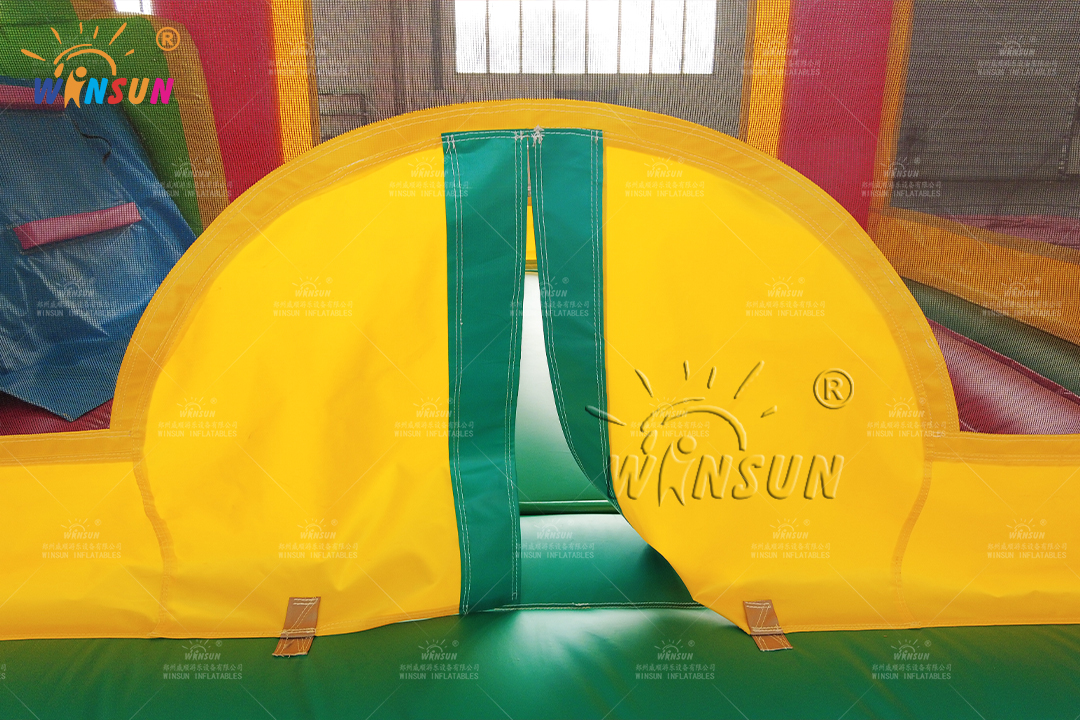 https://shmuker.oss-cn-hangzhou.aliyuncs.com/data/oss/60f0582b801008393c7f4eca/60f05ed4801008393c7ff3c7/20250801160910/outdoor_commercial_bounce_house_with_slide.jpg