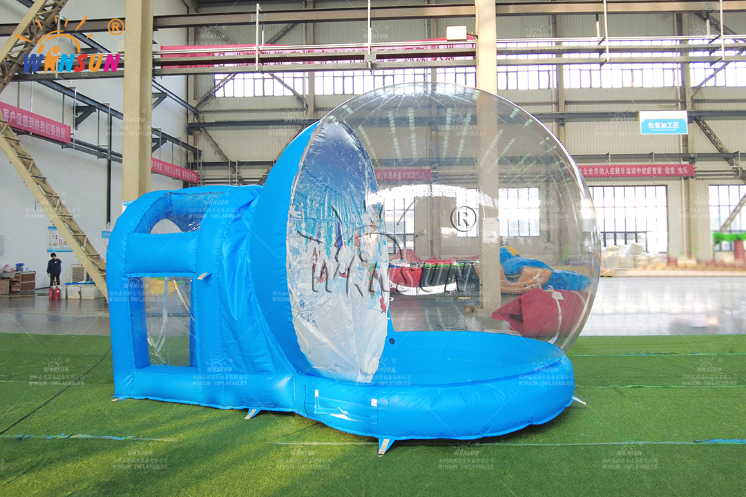 https://shmuker.oss-cn-hangzhou.aliyuncs.com/data/oss/60f0582b801008393c7f4eca/60f05ed4801008393c7ff3c7/20250808142002/Cold-resistant_inflatable_snow_globe_for_winter_events.jpg
