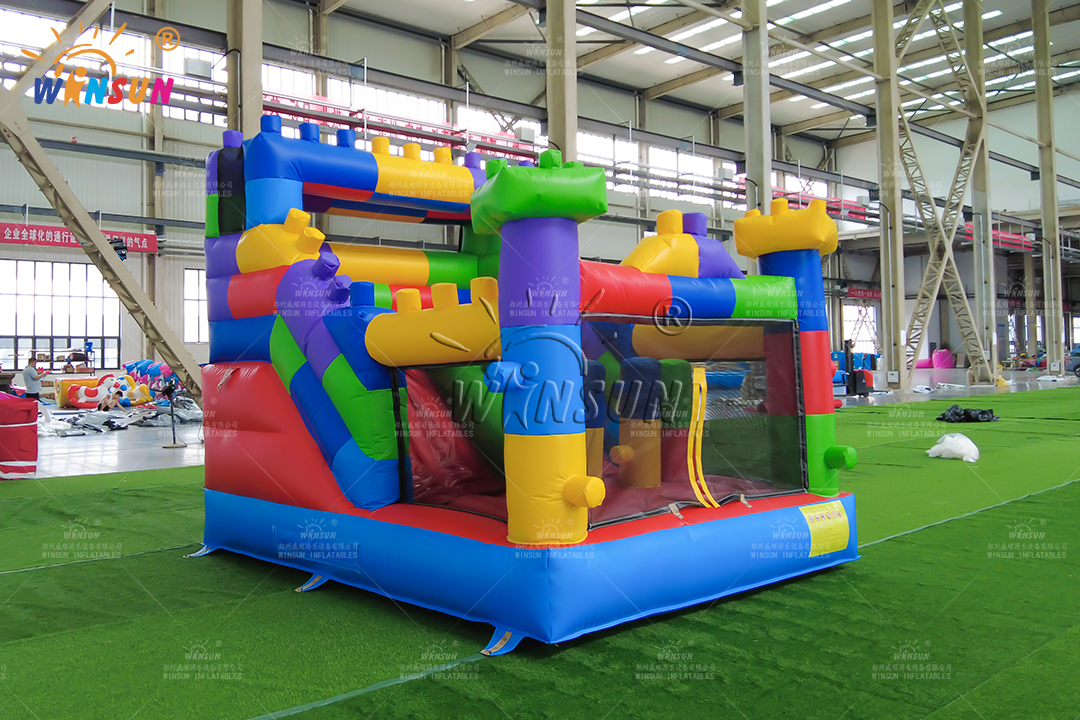 https://shmuker.oss-cn-hangzhou.aliyuncs.com/data/oss/60f0582b801008393c7f4eca/60f05ed4801008393c7ff3c7/20250826154059/compact_inflatable_slide_with_bounce_4x3x3.5m.jpg