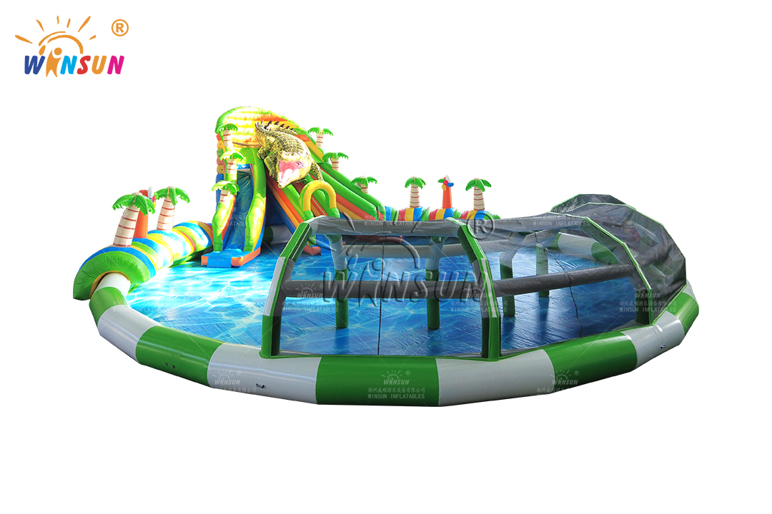 Inflatable Crocodile Themed Water Park Safety Features