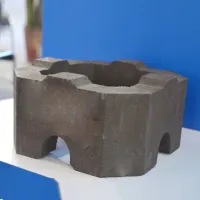 https://shmuker.oss-cn-hangzhou.aliyuncs.com/data/oss/60f05a43801008393c7f9067/66bb140363877f67361ec9e9/20240819171457/magnesia-chrome-brick-5.jpg
