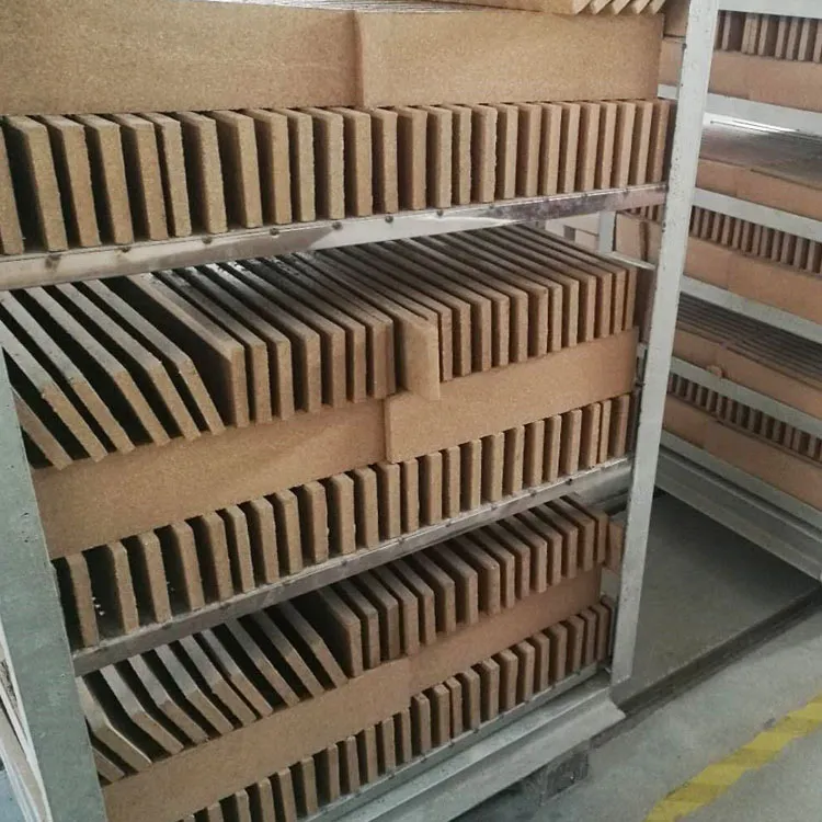 https://shmuker.oss-cn-hangzhou.aliyuncs.com/data/oss/60f05a43801008393c7f9067/66bb140363877f67361ec9e9/20250825110836/vermiculite-insulation-board-3.jpg