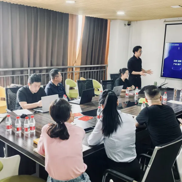 https://shmuker.oss-cn-hangzhou.aliyuncs.com/data/oss/61110b46f49d6e1a1bd3e2f2/65f2578cee50697a1e93e422/20250507175445/微信图片_20250507170104.jpg