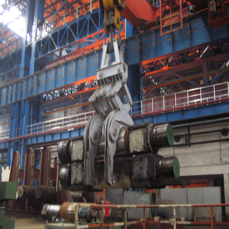 Roll Clamp