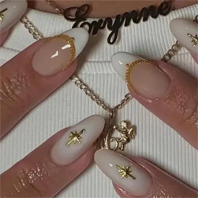 https://shmuker.oss-cn-hangzhou.aliyuncs.com/data/oss/643eba85f5b37d6cf4da3abe/65d16d7ec8f2c97966e38c95/Love-short-half-patch%20-%20short-round-series-nail-plate-4.jpg