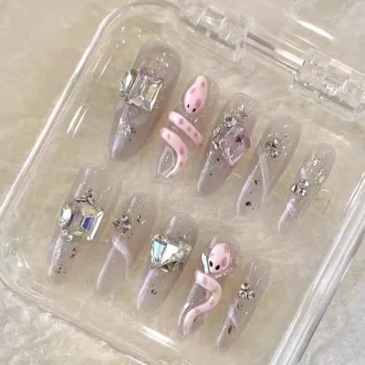 https://shmuker.oss-cn-hangzhou.aliyuncs.com/data/oss/643eba85f5b37d6cf4da3abe/65d16d7ec8f2c97966e38c95/Pink-three-dimensional-snake-wearing-armor-3.jpg