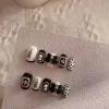 https://shmuker.oss-cn-hangzhou.aliyuncs.com/data/oss/643eba85f5b37d6cf4da3abe/65d16d7ec8f2c97966e38c95/Vintage-series-bow-high-sense-wear-nail-2.jpg