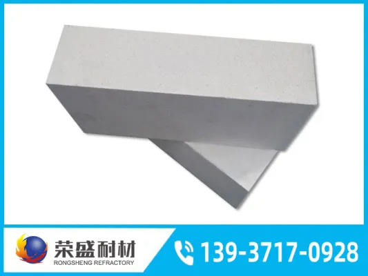 https://shmuker.oss-cn-hangzhou.aliyuncs.com/data/oss/659f4a6c971d2904798ac1c3/6645601fed182f18726905b1/20240516173902/刚玉莫来石聚轻砖.jpg