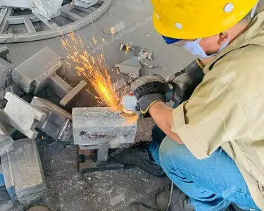 https://shmuker.oss-cn-hangzhou.aliyuncs.com/data/oss/65a77ec3ce75e713c015ca8f/66455ffcb3b78b5159ce7891/20240604150241/diamond-cutting-and-grinding-disc-4.jpg