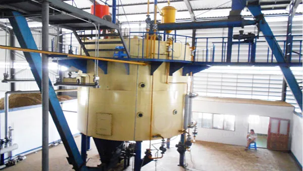 Why is fully automatic oil pressing equipment an ideal choice for small workshops and large factories?