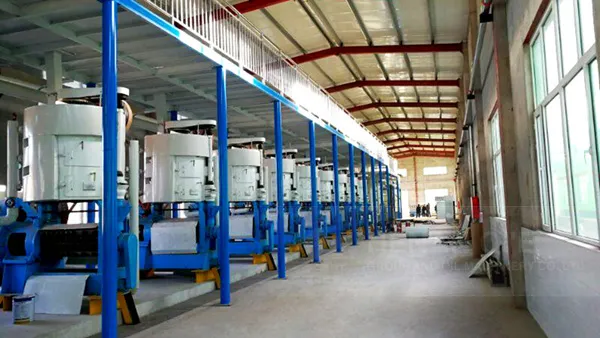 企鹅集团自动化棕榈油精炼设备QIE-4030KW：高效、节能、可靠的解决方案