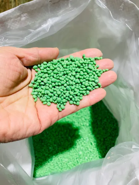 https://shmuker.oss-cn-hangzhou.aliyuncs.com/data/oss/6630849d58252f25c99f2e03/663dd94eb3b78b5159cd8f40/20240807112904/NPK_2.jpg