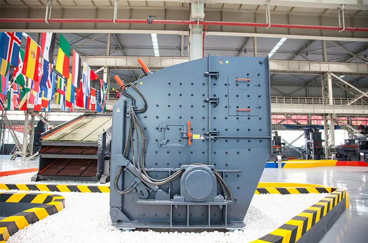https://shmuker.oss-cn-hangzhou.aliyuncs.com/data/oss/66cfd7603dfc4b7004f304ac/66d56c26c70a712e82152eb9/20240905172131/pfw-impact-crusher-1-1.jpg