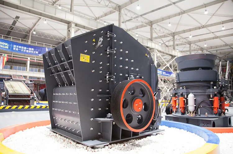 https://shmuker.oss-cn-hangzhou.aliyuncs.com/data/oss/66cfd7603dfc4b7004f304ac/66d56c26c70a712e82152eb9/20240905172131/pfw-impact-crusher-3-1.jpg