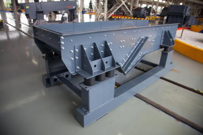 https://shmuker.oss-cn-hangzhou.aliyuncs.com/data/oss/66cfd7603dfc4b7004f304ac/66d56c26c70a712e82152eb9/20240910160901/GF-Vibrating-Feeder-2.jpg